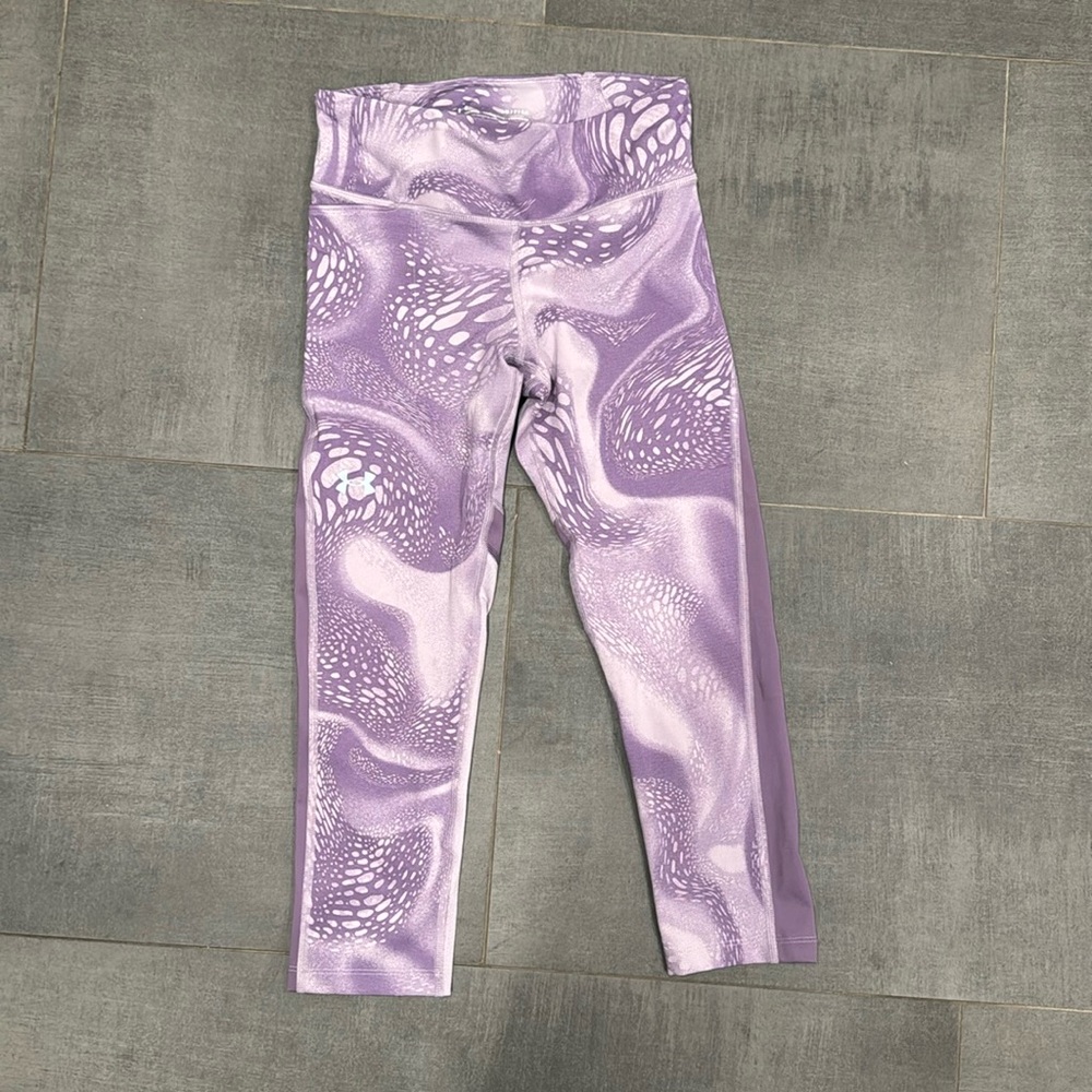 Under Armour compression leggings